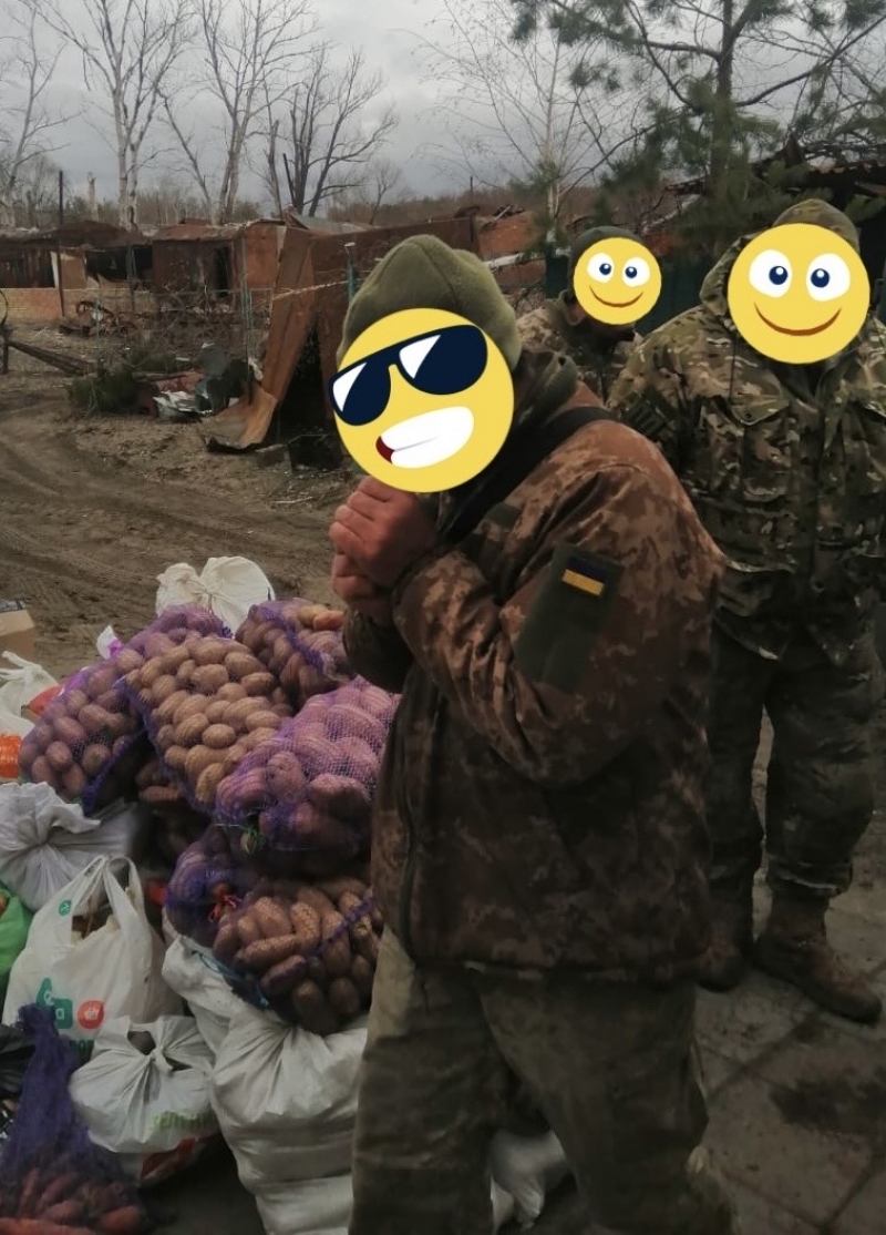 20.01.2025 Продовжуємо робити добрі справи. Знову в дорозі! Громадський дипломат ГО &laquo;Міжнародної Дипломатичної Місії &laquo;ОБСЕ&raquo; Приходько Григорій Дмитрович з волонтерами привіз допомогу нашим захисникам на Донбас.