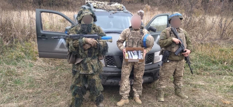 15.11.2024 Громадський дипломат ГО &laquo;Міжнародна дипломатична місія &laquo;ОБСЕ&raquo; Сергій Савчук з волонтерами передав допомогу нашим захисникам!