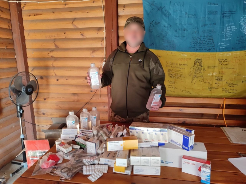13.11.2024 Громадський дипломат ГО &laquo;Міжнародна дипломатична місія &laquo;ОБСЕ&raquo; Сергій Савчук з волонтерами передав медичні препарати нашим захисникам!