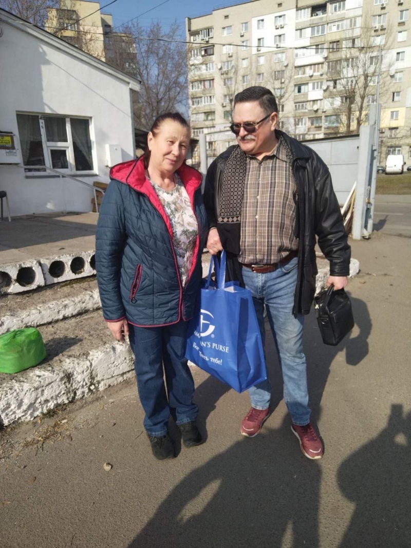 9.03.2025 Продовжуємо робити добрі справи!  Заступник голови правління (громадський дипломат) ГО &laquo; Міжнародна Дипломатична місія &laquo;ОБСЕ&raquo; Володимир Загоруйко передав продукти харчування малозабезпеченим.