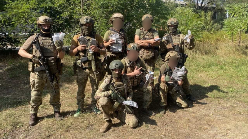 8.09.2024 Громадський дипломат ГО &laquo;Міжнародна дипломатична місія &laquo;ОБСЕ&raquo; Сергій Савчук з волонтерами передав медичні комплекти нашим захисникам!