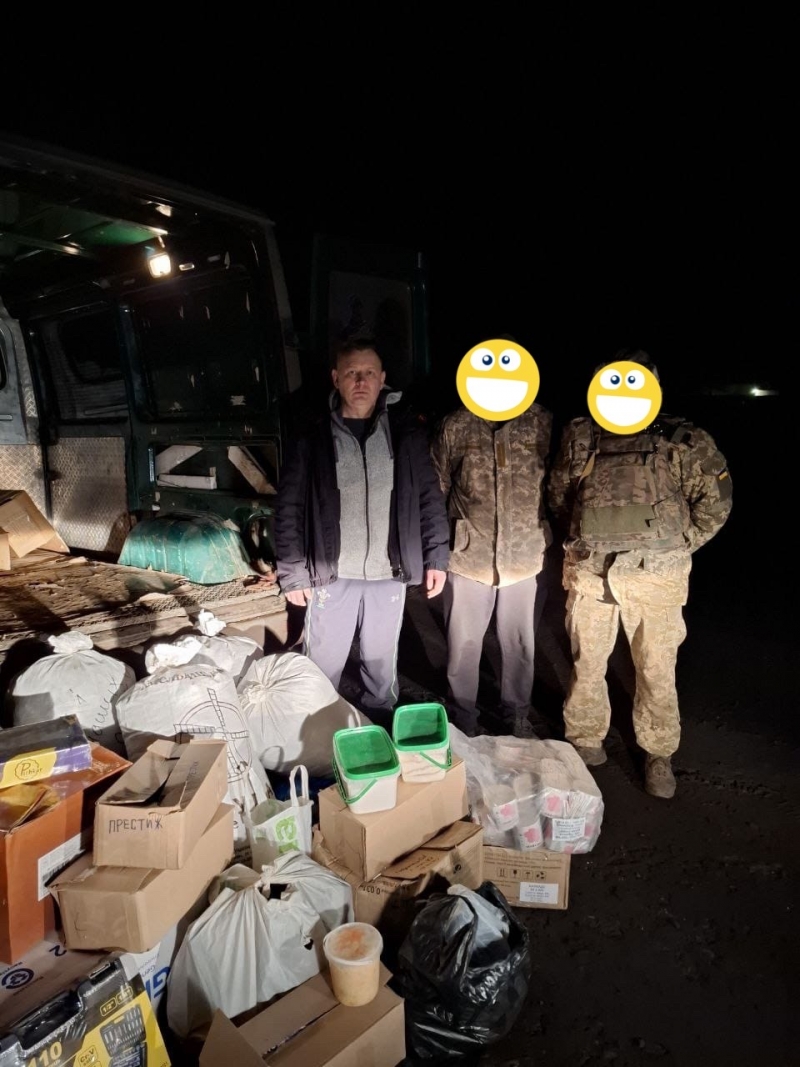 26.01.2025 Продовжуємо робити добрі справи. Знову в дорозі! Громадський дипломат ГО &laquo;Міжнародної Дипломатичної Місії &laquo;ОБСЕ&raquo; Приходько Григорій Дмитрович з волонтерами привіз допомогу нашим захисникам на Донбас.