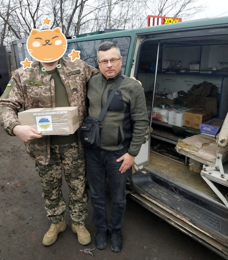 18.01.2025 Громадський дипломат ГО &laquo;Міжнародна дипломатична місія &laquo;ОБСЕ&raquo; Сергій Савчук з волонтерами передав медичні комплекти та іншу допомогу нашим захисникам!