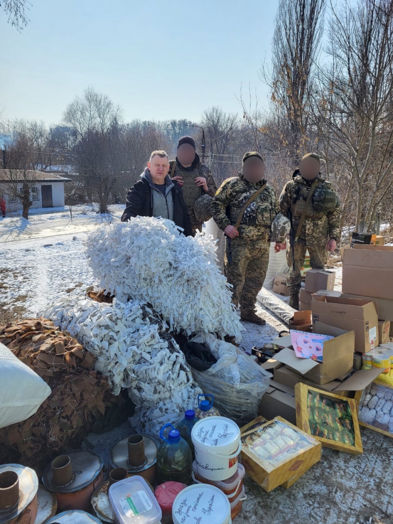 28.02.2025 Продовжуємо робити добрі справи. Знову в дорозі! Громадський дипломат ГО &laquo;Міжнародної Дипломатичної Місії &laquo;ОБСЕ&raquo; Приходько Григорій Дмитрович з волонтерами привіз допомогу нашим захисникам.