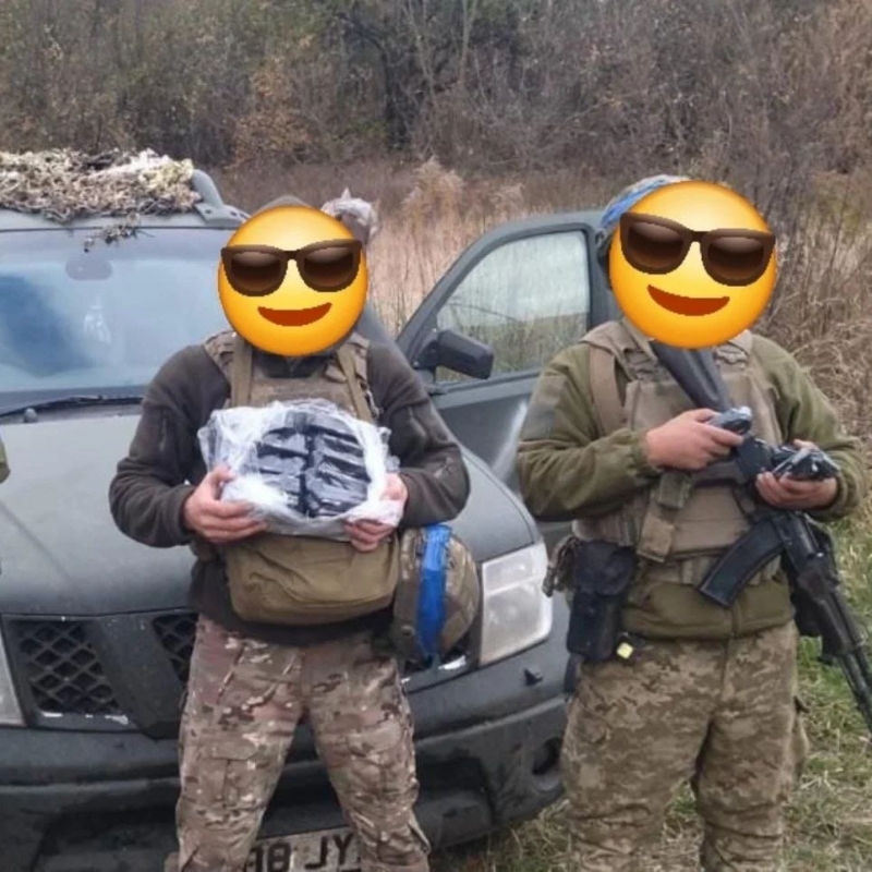 12.11.2024 Громадський дипломат ГО &laquo;Міжнародна дипломатична місія &laquo;ОБСЕ&raquo; Сергій Савчук з волонтерами передав допомогу нашим захисникам!