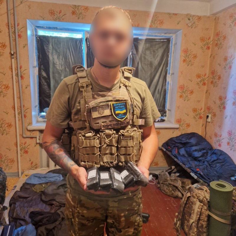 17.08.2024 Громадський дипломат ГО &laquo;Міжнародна дипломатична місія &laquo;ОБСЕ&raquo; Сергій Савчук з волонтерами передав допомогу нашим захисникам!
