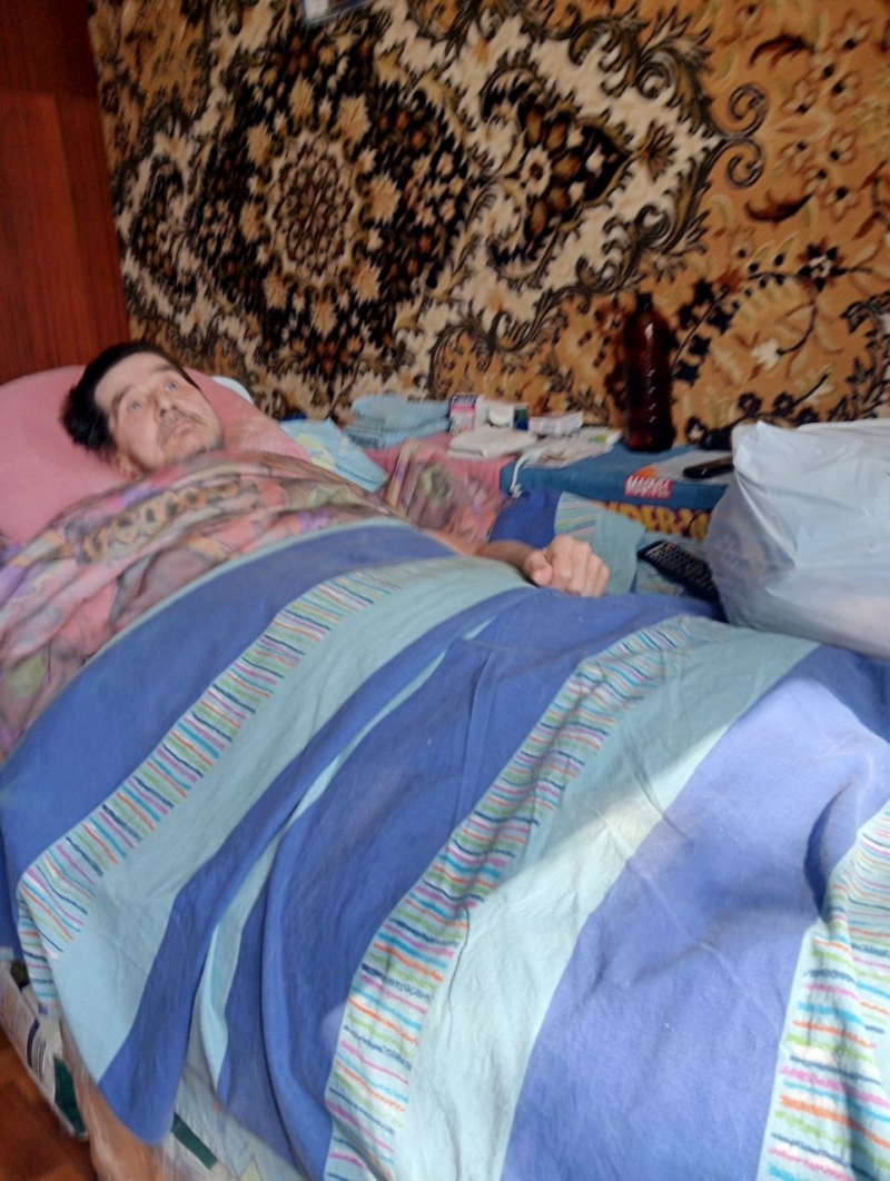 26.04.2025 Продовжуємо робити добрі справи!  Член правління (громадський дипломат) ГО &laquo; Міжнародна Дипломатична місія &laquo;ОБСЕ&raquo; Самсон Загоруйко передав малозабезпеченим хворій людині продукти харчування.