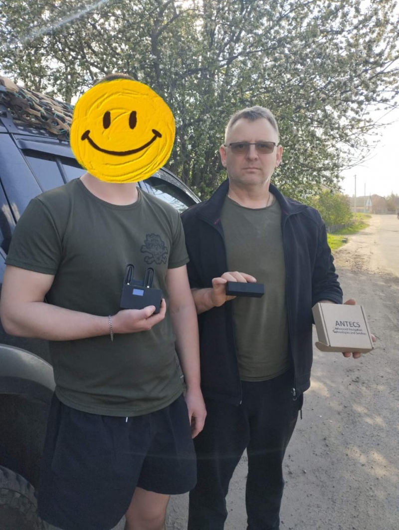 1.05.2025 Продовжуємо робити добрі справи. Знову в дорозі! Громадський дипломат ГО &laquo;Міжнародної Дипломатичної Місії &laquo;ОБСЕ&raquo; Приходько Григорій Дмитрович з волонтерами привіз допомогу нашим захисникам.