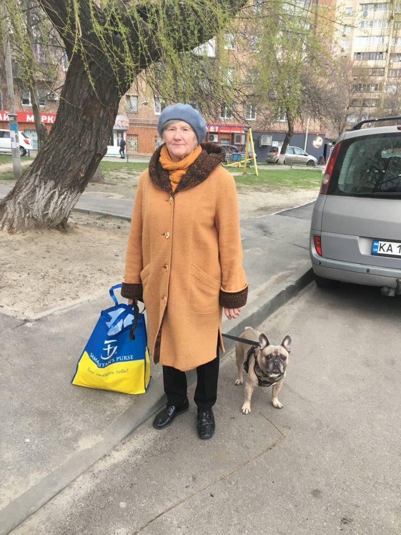 8.04.2025 Продовжуємо робити добрі справи!  Заступник голови правління (громадський дипломат) ГО &laquo; Міжнародна Дипломатична місія &laquo;ОБСЕ&raquo; Володимир Загоруйко передав продукти харчування малозабезпеченим.