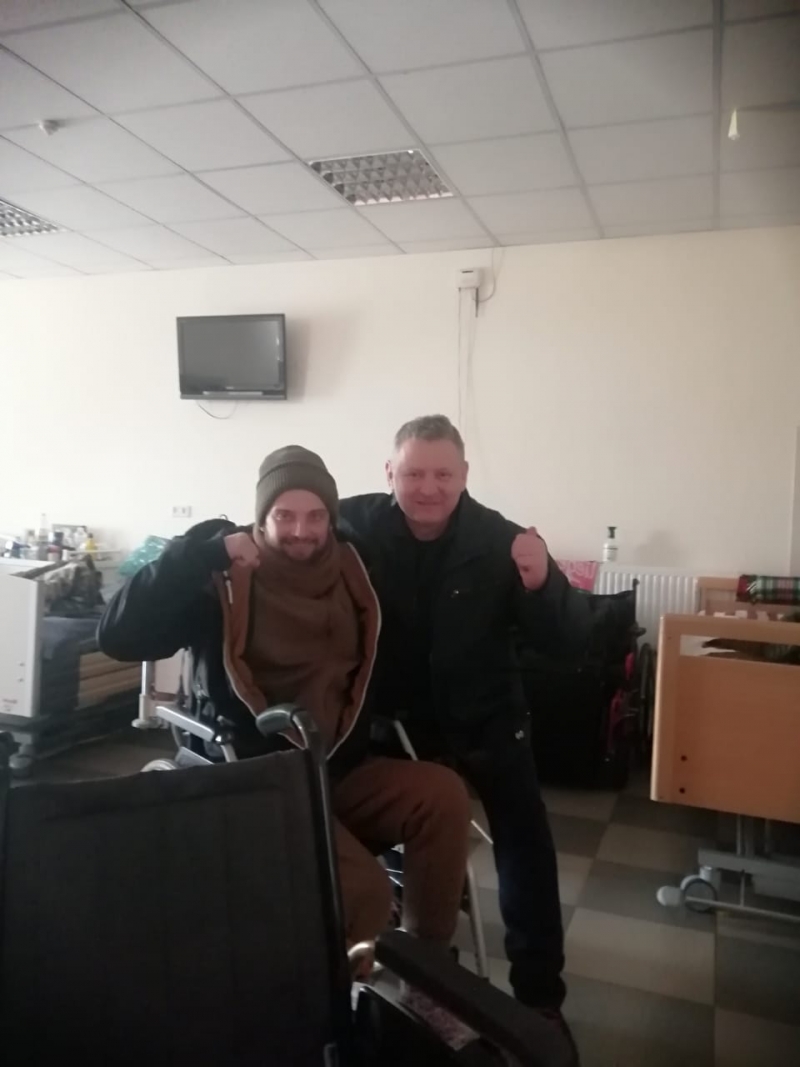 14.02.2025 Продовжуємо робити добрі справи. Знову в дорозі! Громадський дипломат ГО &laquo;Міжнародної Дипломатичної Місії &laquo;ОБСЕ&raquo; Приходько Григорій Дмитрович з волонтерами привіз допомогу в реабілітаційний центр.