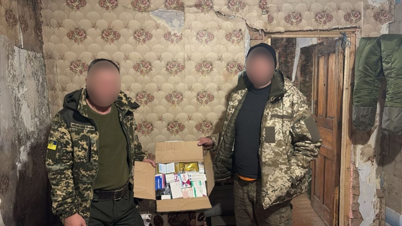 18.12.2024 Громадський дипломат ГО &laquo;Міжнародна дипломатична місія &laquo;ОБСЕ&raquo; Сергій Савчук з волонтерами передав допомогу нашим захисникам.