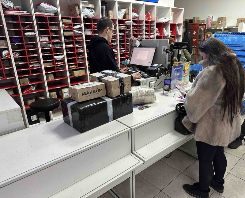 21.01.2025 Громадський дипломат ГО &laquo;Міжнародна дипломатична місія &laquo;ОБСЕ&raquo; Олена Рогач-Ковальова передає допомогу нашим захисникам.