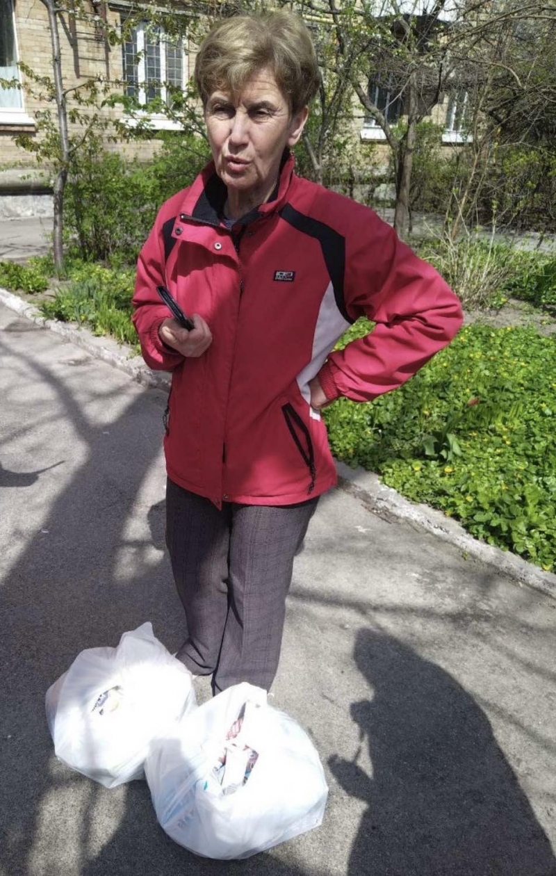 22.04.2025 Продовжуємо робити добрі справи!  Заступник голови правління (громадський дипломат) ГО &laquo; Міжнародна Дипломатична місія &laquo;ОБСЕ&raquo; Володимир Загоруйко передав продукти харчування малозабезпеченим.
