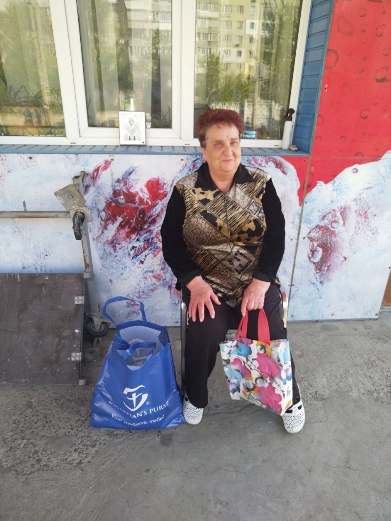 28.04.2025 Продовжуємо робити добрі справи!  Член правління (громадський дипломат) ГО &laquo; Міжнародна Дипломатична місія &laquo;ОБСЕ&raquo; Самсон Загоруйко передав малозабезпеченим продукти харчування.