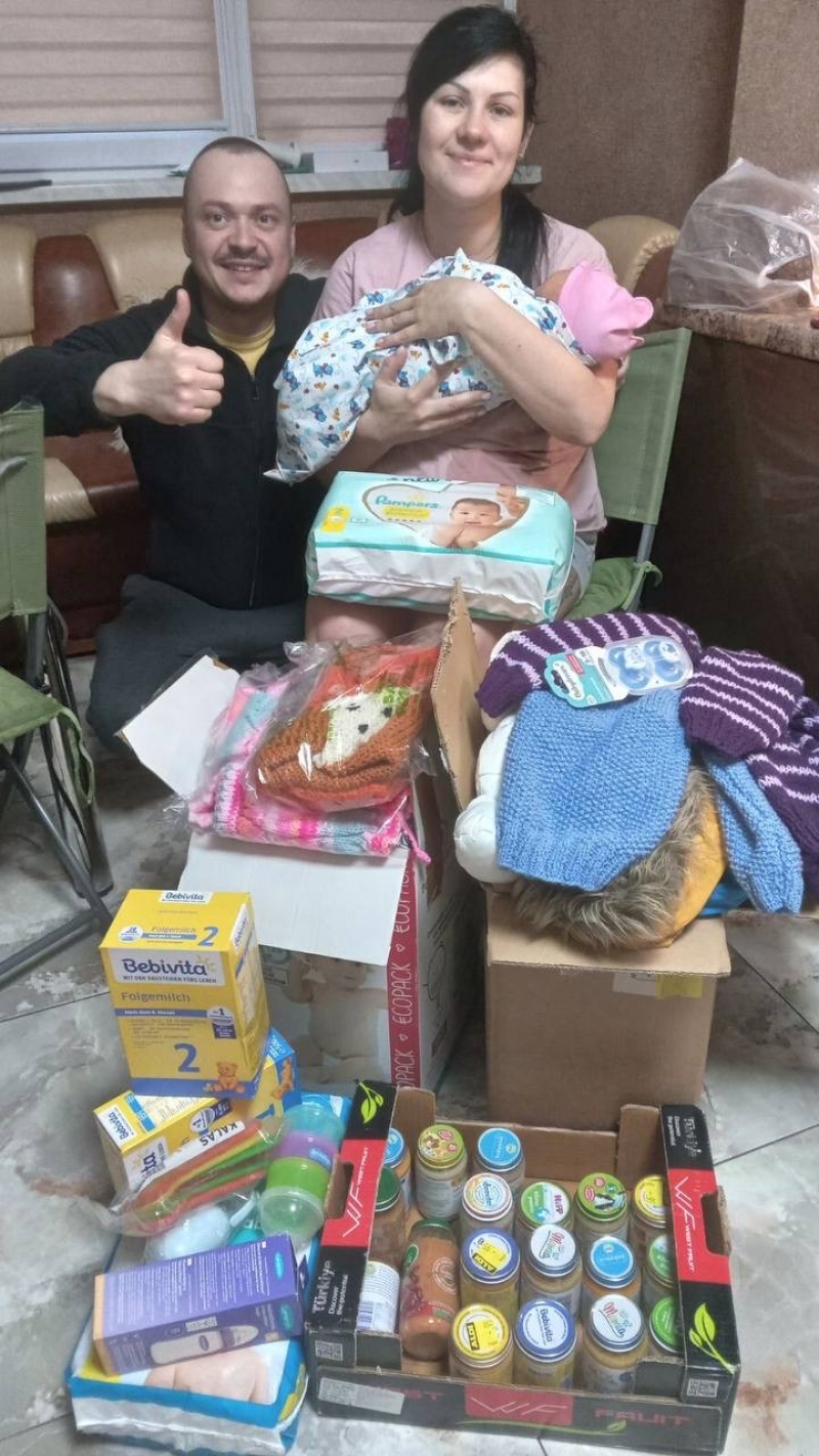 12.04.2025 Продовжуємо робити добрі справи!  Заступник голови правління (громадський дипломат) ГО &laquo; Міжнародна Дипломатична місія &laquo;ОБСЕ&raquo; Володимир Загоруйко передав допомогу малозабезпеченій родині.